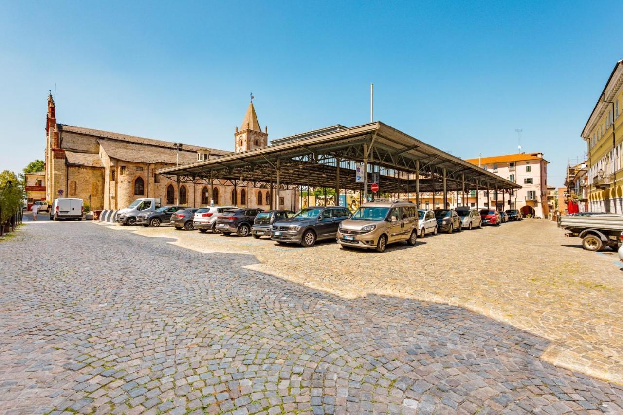 La Santa Maria Apartment Cuneo Exterior foto